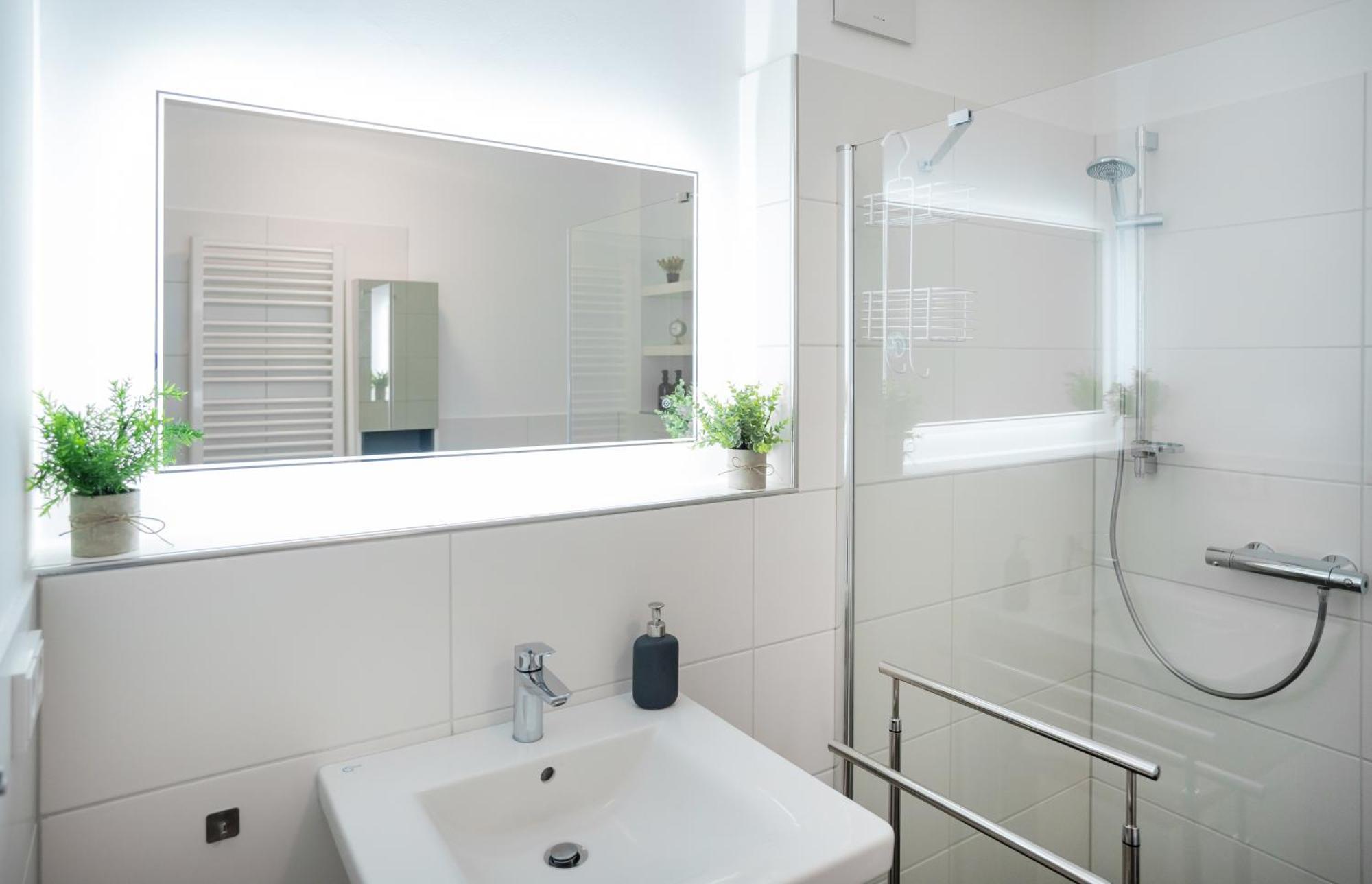 Reitz - Apartment I Zentrale Lage I Stellplatz I 55Qm I 2 Zimmer I Kueche I Bad I Terrasse Bad Hersfeld Εξωτερικό φωτογραφία